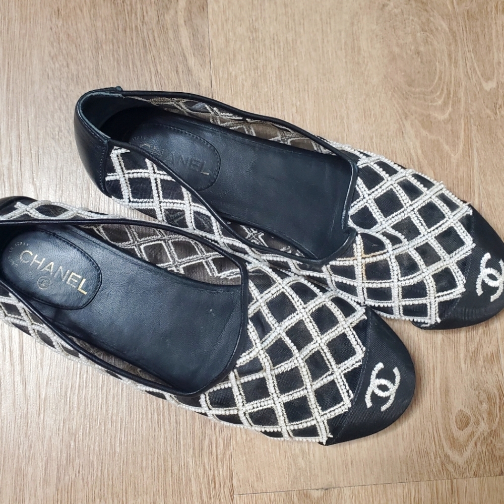 CHANEL ballerina flats